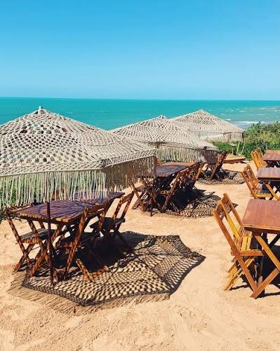 Sal e Mar Canoa Quebrada